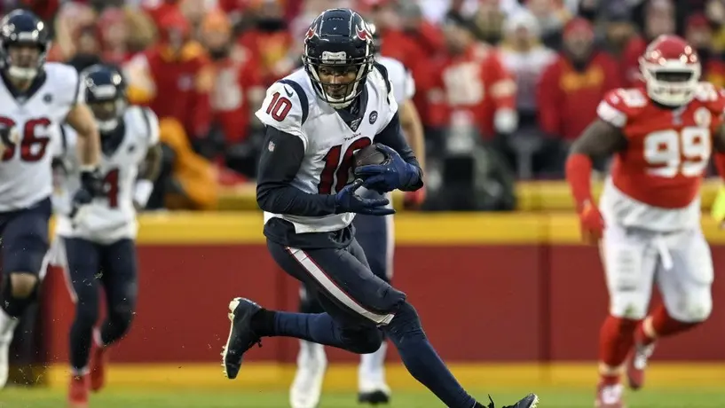 NFL: Cardinals y DeAndre Hopkins acordaron histórica extensión de contrato