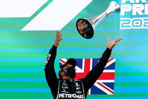 Lewis Hamilton se convirtió en el piloto con más podios en la historia de F1