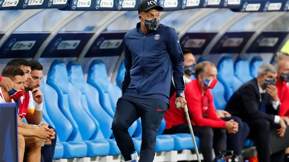 Kylian Mbappé: Sufre un fuerte esguince de tobillo y es duda para Champions
