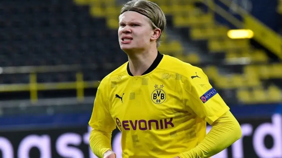 Director deportivo del Dortmund sobre Haaland: "No vamos a venderlo"