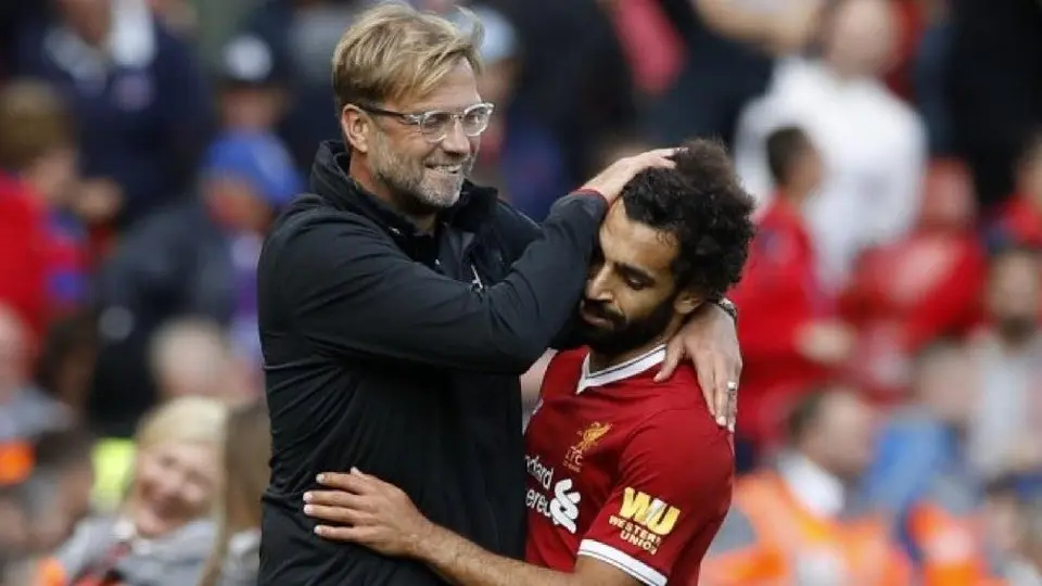 Liverpool: Klopp defendió a Salah tras contagiarse por asistir a boda de su hermano