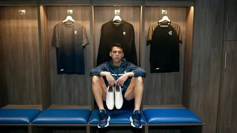 Héctor Moreno: Charly anunció al mexicano como su embajador para el 2021