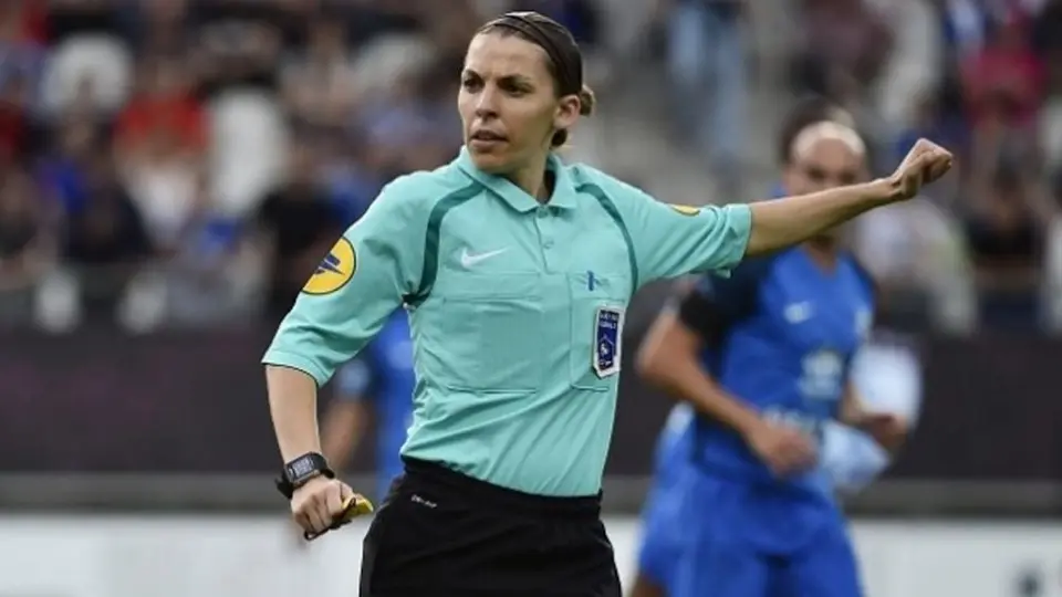 Champions League: Stéphanie Frappart, primera mujer en dirigir un partido de Liga de Campeones