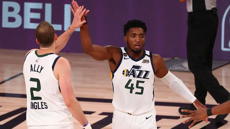 Jazz empató serie ante Nuggets con destacado juego de Mitchell