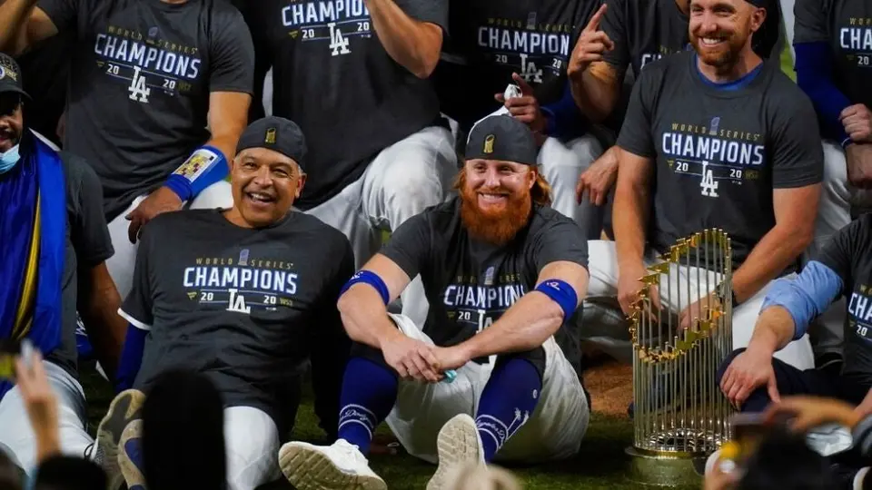 MLB inició investigación contra Justin Turner por ignorar protocolo de Covid-19