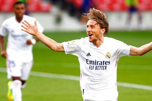 Luka Modric regaló jersey autografiado a exjugador de Tigres