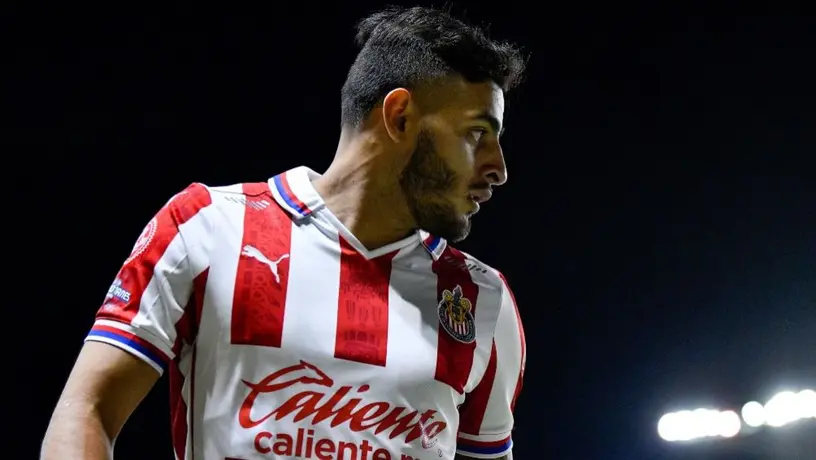 Alexis Vega: Acusado por un preparador físico de deberle dinero