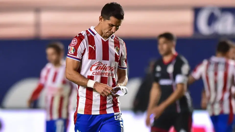 Chivas: Jesús Molina, insultado por fans del Rebaño en su cumpleaños