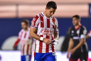 Chivas: Jesús Molina, insultado por fans del Rebaño en su cumpleaños