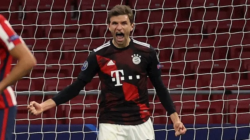Bayern Munich presentó su nueva playera navideña