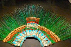 Penacho de Moctezuma no volverá a México por su fragilidad