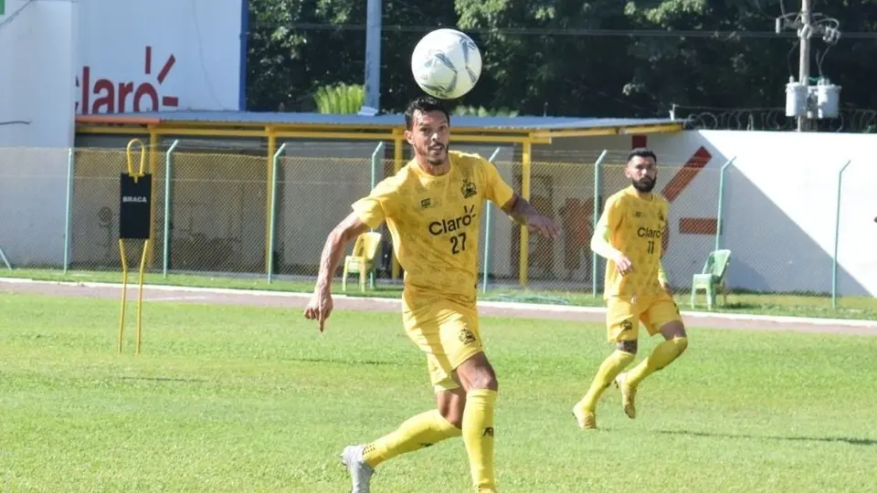 Luis Ángel Landín: Marcó doblete en la victoria del Guastatoya de la Liga de Guatemala