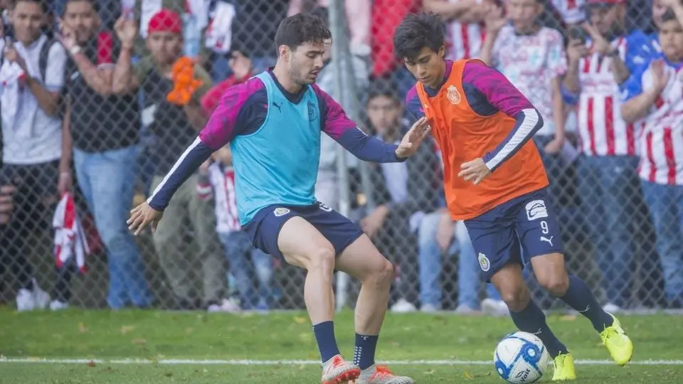 Chivas: Pollo Briseño descartó que tuviera una pelea con JJ Macías