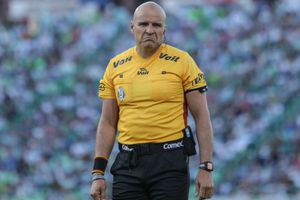 Paul Delgadillo: 'Chacón me pedía que lo llevara a comprar fajas; le costaba la dieta''