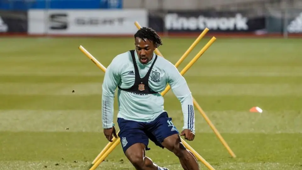 Adama Traoré: 'Me gustaría hacer la prueba de los 100 metros'