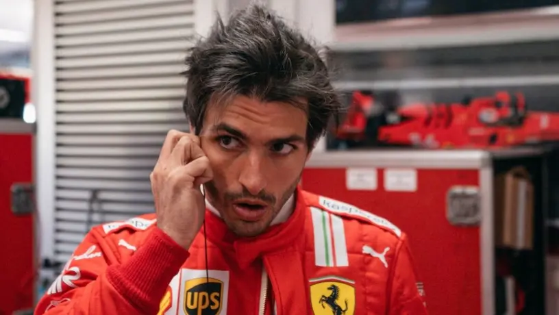 Carlos Sainz, piloto de Ferrari, mostró su 'humilde' auto personal