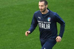 Selección Italia: Roberto Mancini dejó en la banca a Chiellini porque no traía lentes