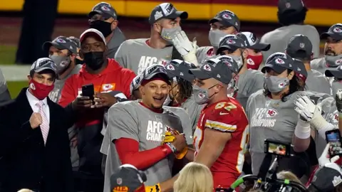 Kansas City Chiefs: Un barbero, la causa de que dos jugadores entraran a protocolo de Covid-19