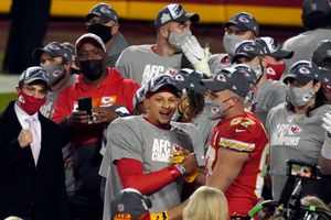 Kansas City Chiefs: Un barbero, la causa de que dos jugadores entraran a protocolo de Covid-19