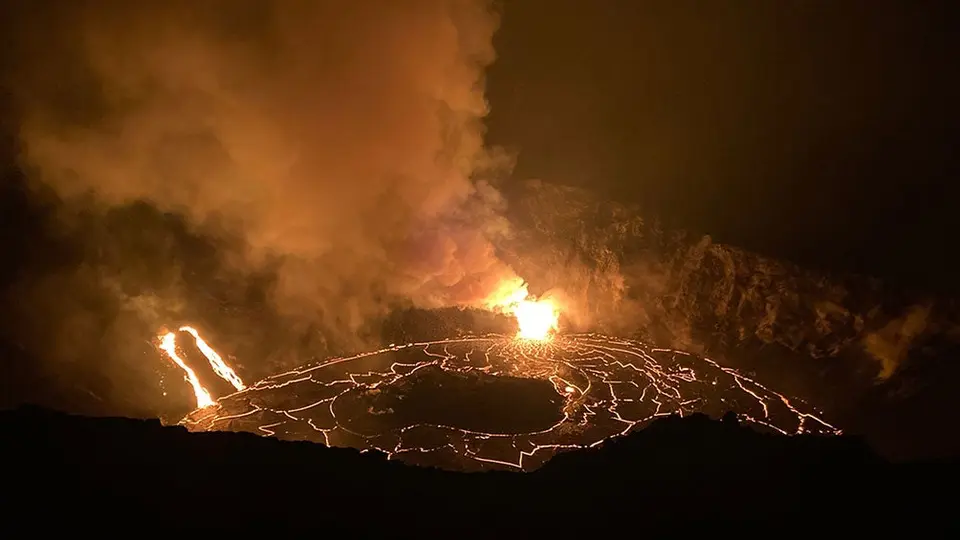 Kilauea: Decenas de personas fueron multadas por acercarse demasiado a la erupción del volcán