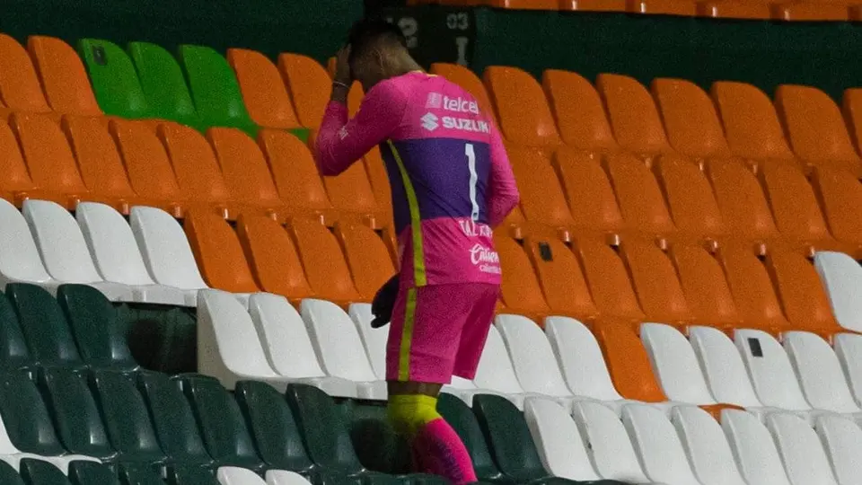 Pumas: Talavera fue expulsado por César Ramos en su juego 400