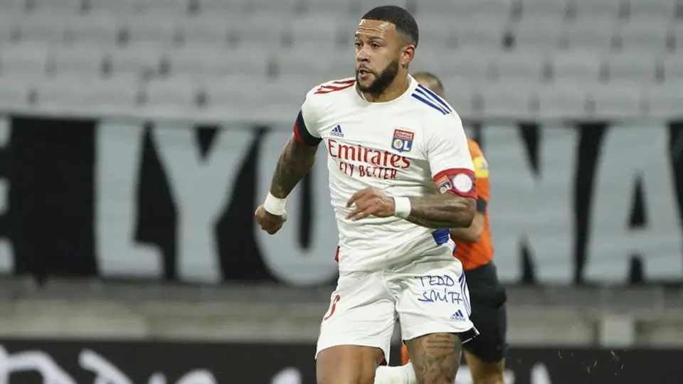 Memphis Depay sobre su posible salida: "Estoy concentrado al cien por cien en el Lyon"