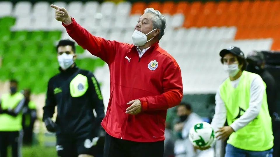 Vucetich tras eliminación: 'Buscaremos dos o tres elementos para fortalecer la plantilla'