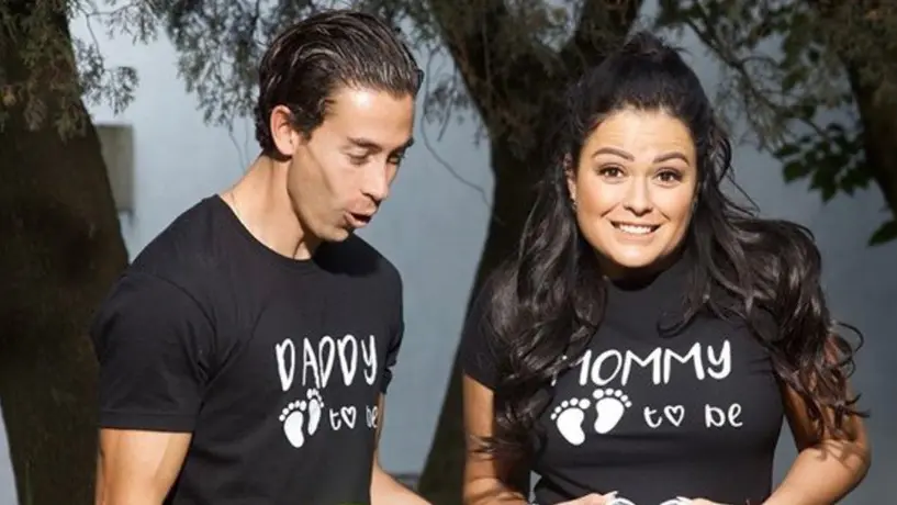 Óscar Jiménez y Mariana Echeverria se convirtieron en padres por primera vez