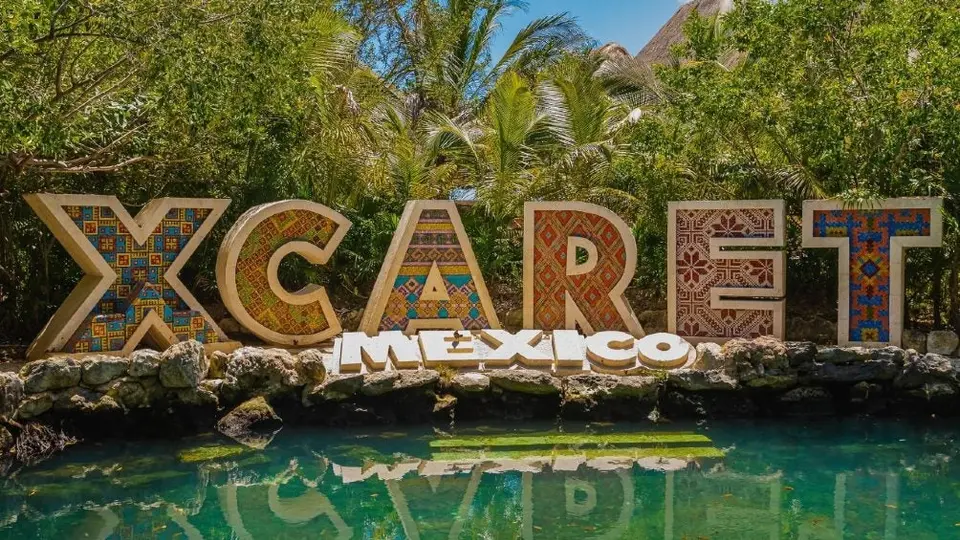 Muere niño en parque de Xcaret tras ser succionado por un filtro