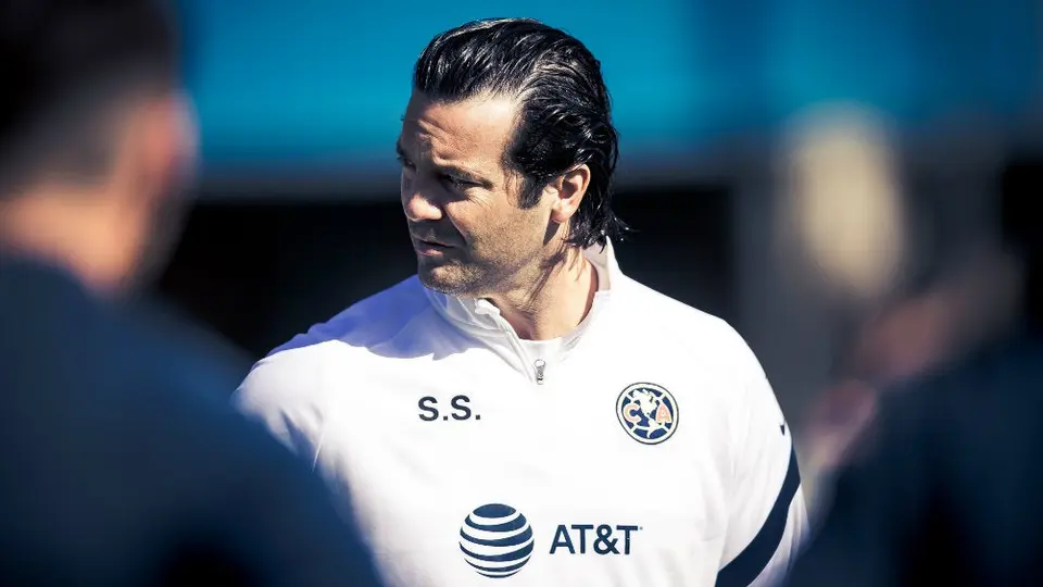 América: Solari aún no define qué extranjero no será registrado en el Clausura 2021