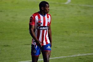 San Luis: Anderson Julio, exhibido por supuesto acoso en redes sociales