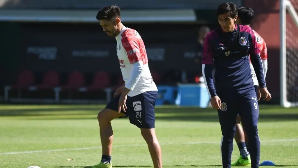 JJ Macías: 'A Oribe Peralta lo tengo como mi sensei, es mi maestro'