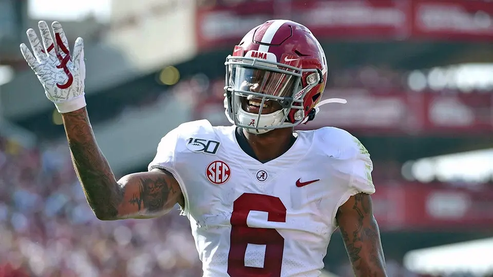 DeVonta Smith, favorito sobre Trevor Lawrence para ganar el Heisman