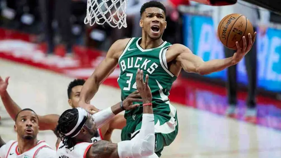 NBA: Antetokounmpo deslumbró con 47 puntos en victoria de Bucks sobre Trail Blazers