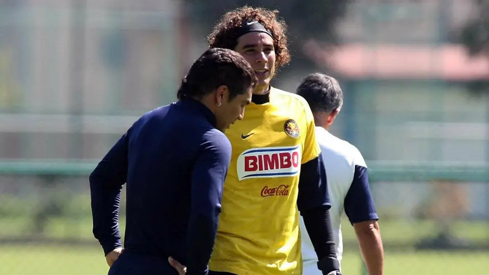 Cabañas: 'Ojalá Ochoa levante al América; es un gran portero, pero necesita apoyo'
