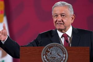 AMLO: 'A la primera manifestación de 100 mil personas en mi contra, me voy'