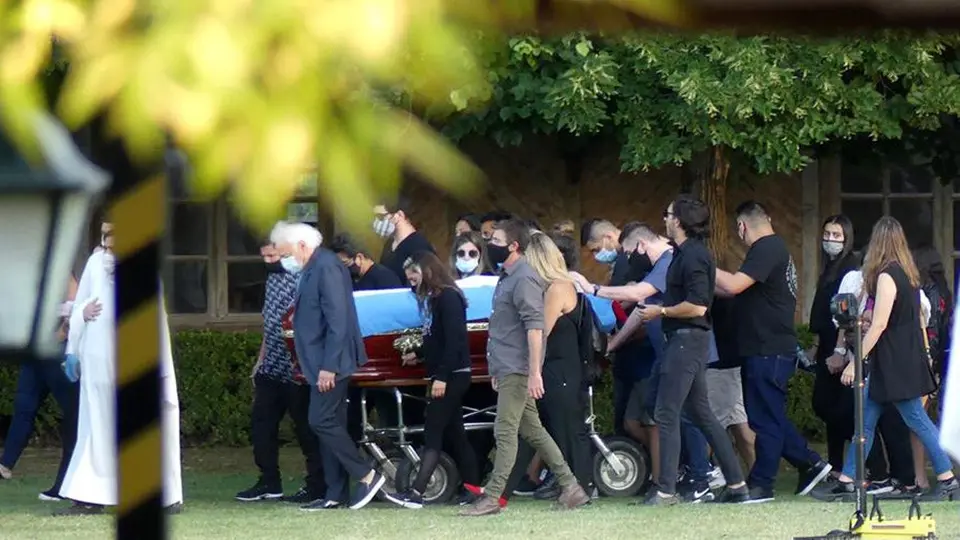 Diego Maradona fue sepultado en Argentina; D10S descansa en paz