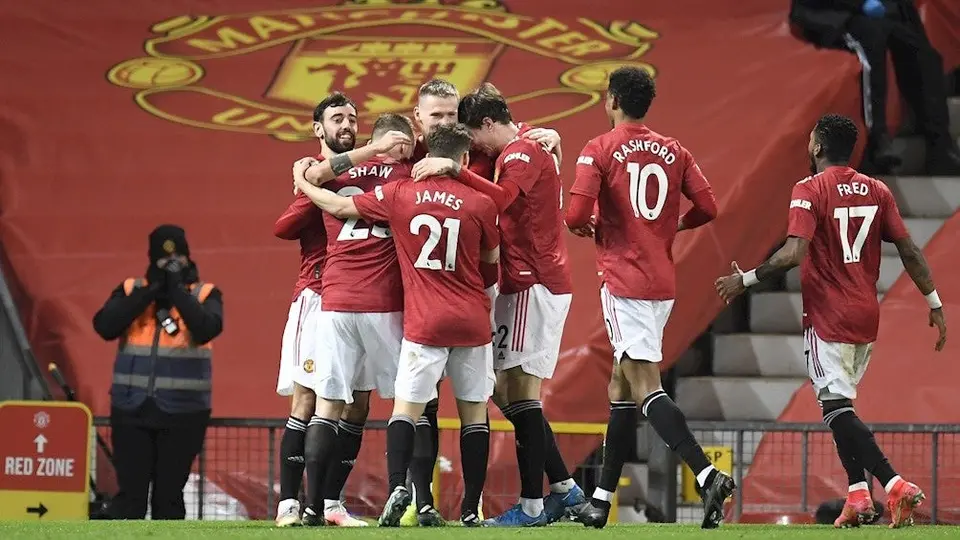 Manchester United firmó un patrocinio de 273 millones de euros por su playera