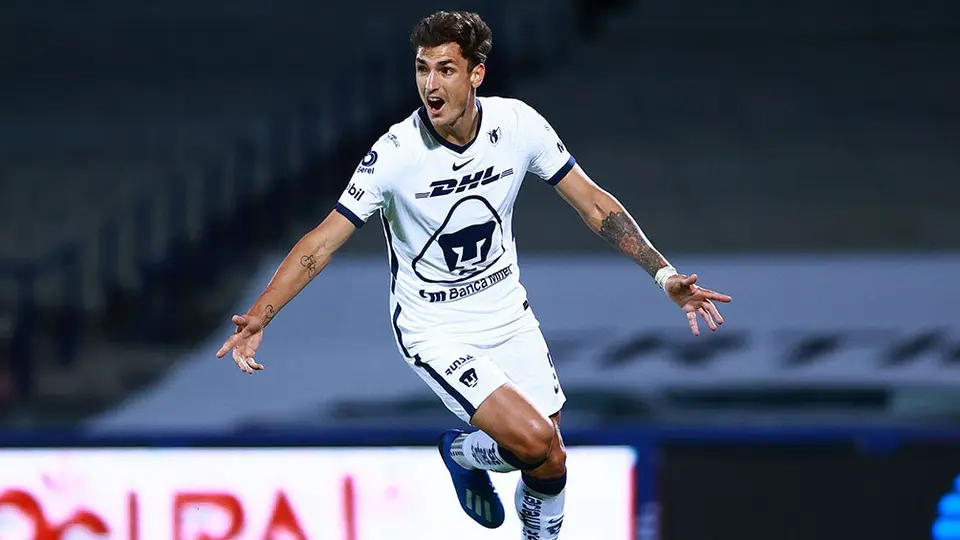 Esteban Solari: 'Juan Dinenno es un '9' muy completo'
