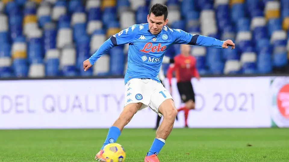Chucky Lozano: Sufrió una contractura en el muslo derecho en partido vs Juventus