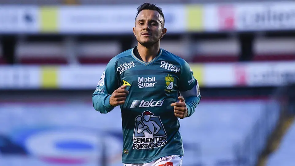 Selección Mexicana: Montes y Navarro, los grandes ausentes de la lista de Martino