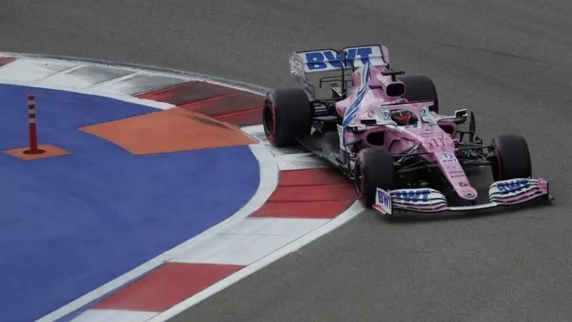 Checo Pérez saldrá cuarto en el Gran Premio de Rusia