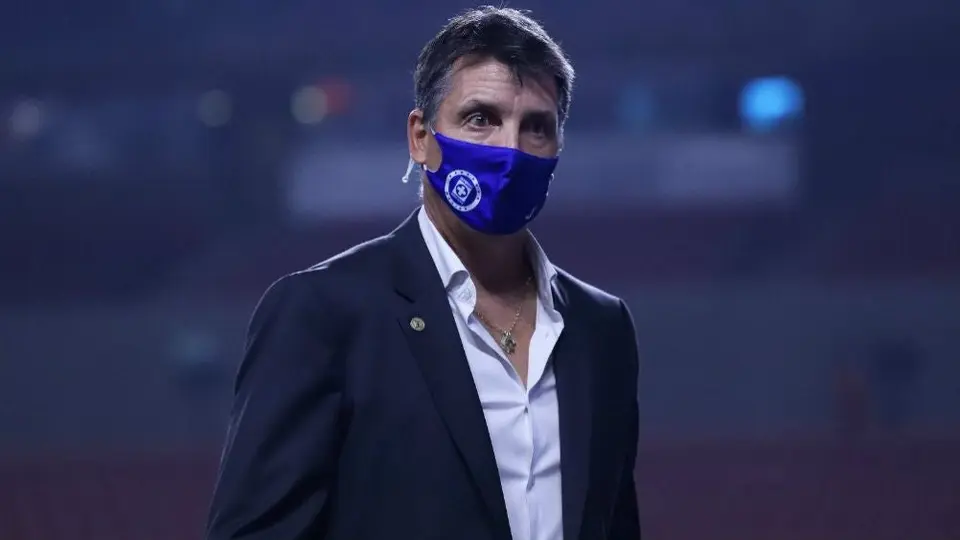 Siboldi: 'Prestar jugadores a su selección es un riesgo, pero nos tenemos que adaptar'