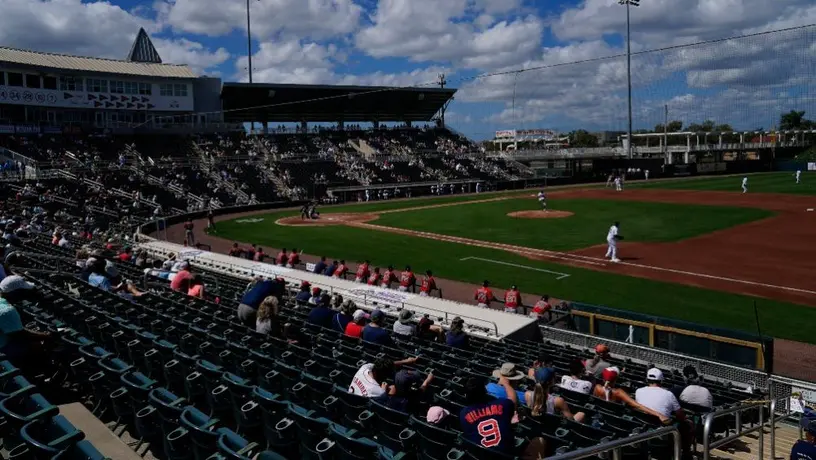 MLB: Inició su pretemporada con aficionados en las tribunas