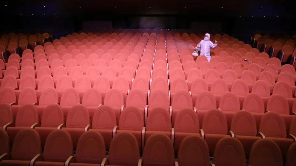 CDMX: Cines, museos y albercas reabrirán a partir del 10 de agosto