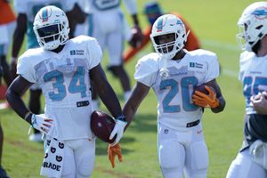 NFL: Dolphins permitirá hasta 13 mil aficionados en inicio de temporada