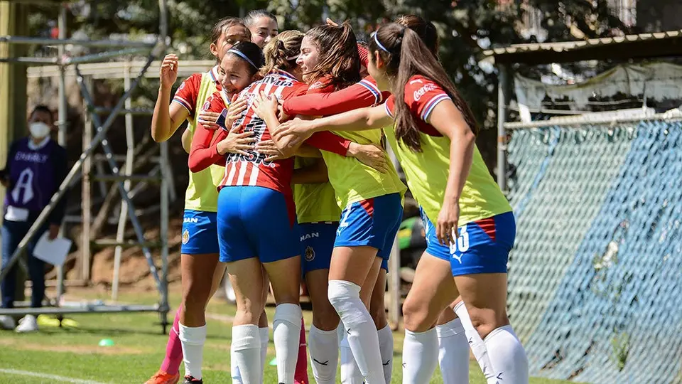 Chivas Femenil: Mejía advirtió que darán un partidazo vs América; sueña con unas 'Campeonísimas'