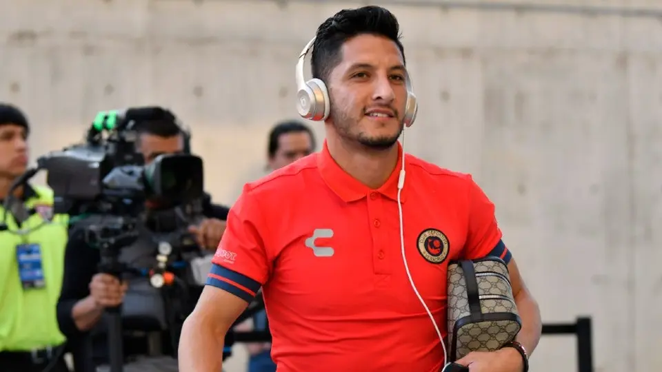 Ángel Reyna a Zague: 'Mil veces tronco que infiel'