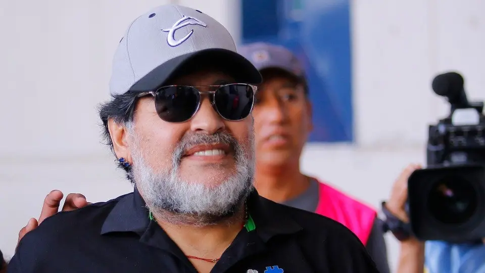 Médico de Maradona: 'Está cada día mejor, es increíble su recuperación'