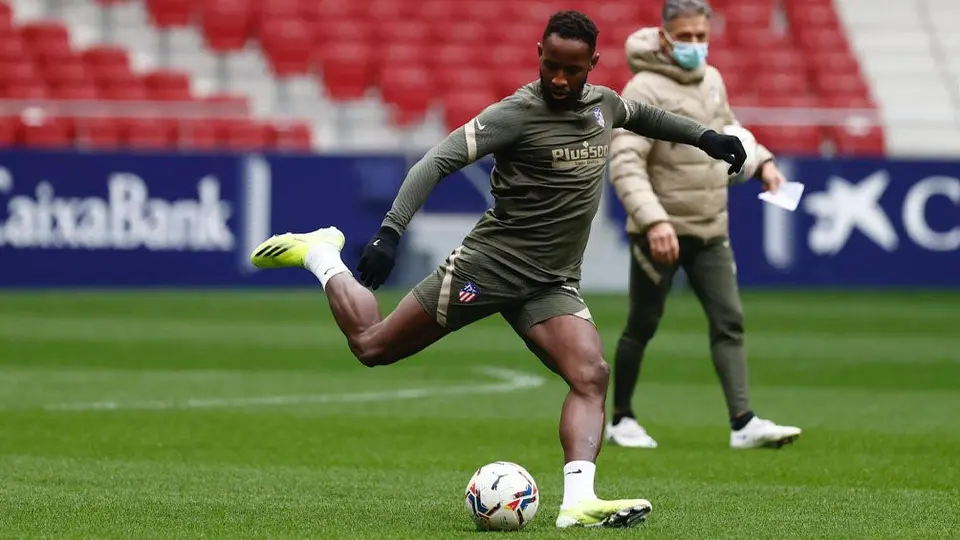 Atlético de Madrid: Moussa Dembélé dio positivo por Covid-19
